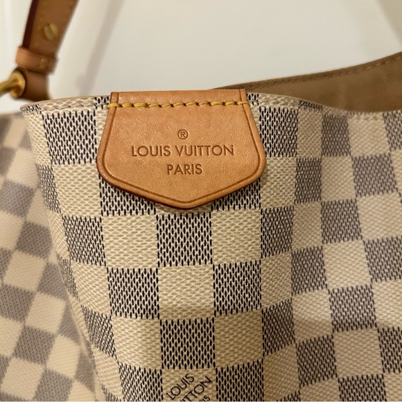 Excellent Condition!  Louis Vuitton Graceful in Damier Azur pattern. - Picture 15 of 15